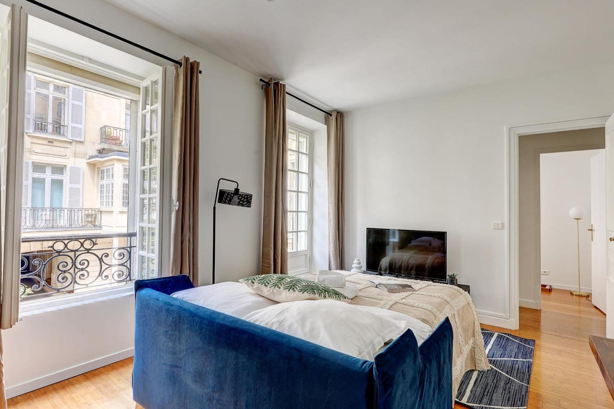Champs-Elysees - 2Br With Balcony - Cityapartmentstay Paris Exterior foto
