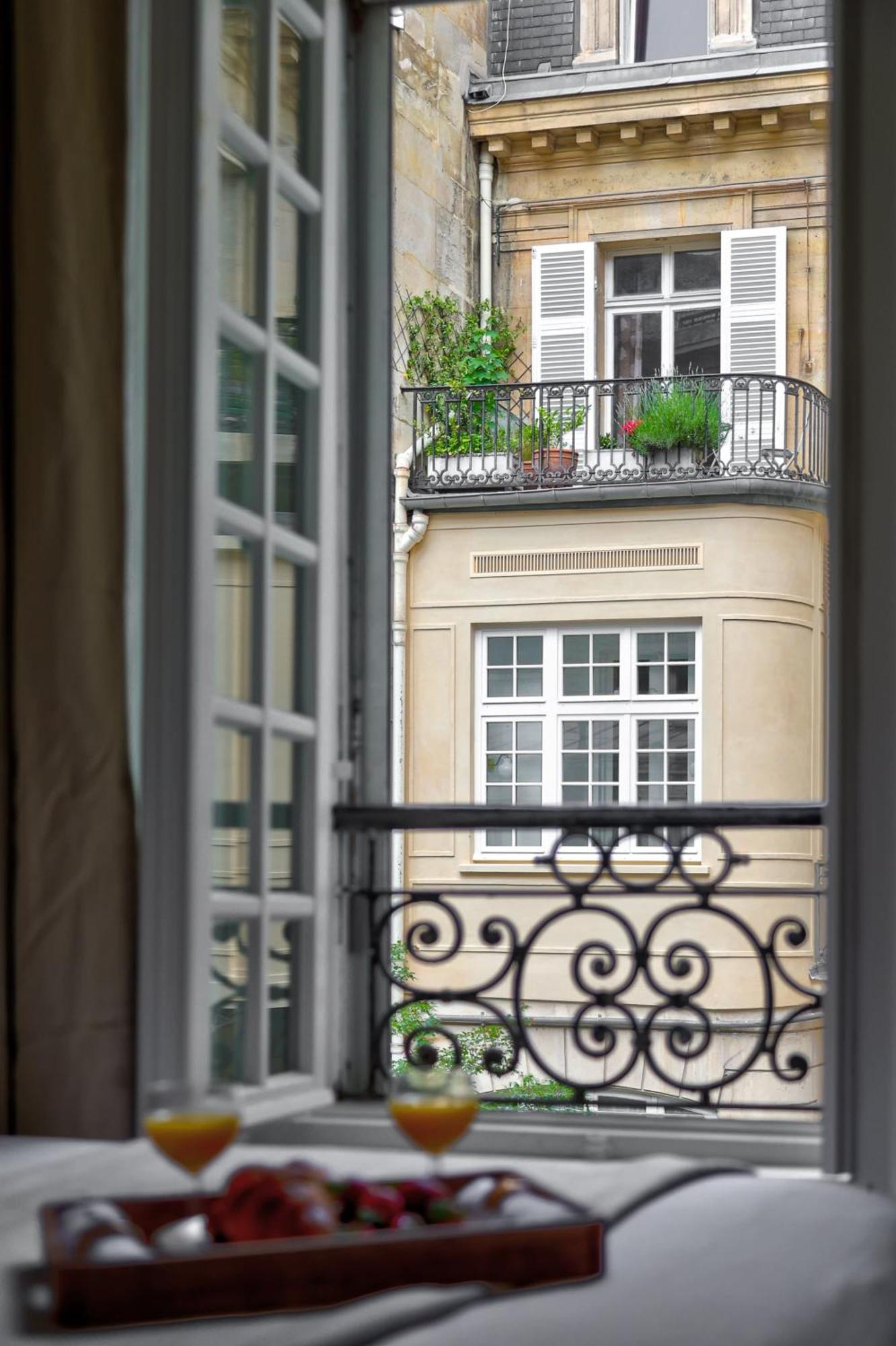 Champs-Elysees - 2Br With Balcony - Cityapartmentstay Paris Exterior foto