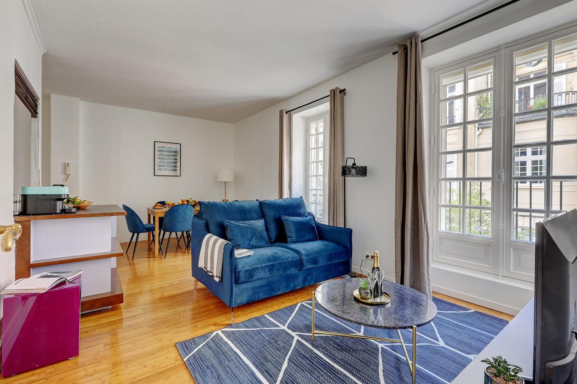 Champs-Elysees - 2Br With Balcony - Cityapartmentstay Paris Exterior foto